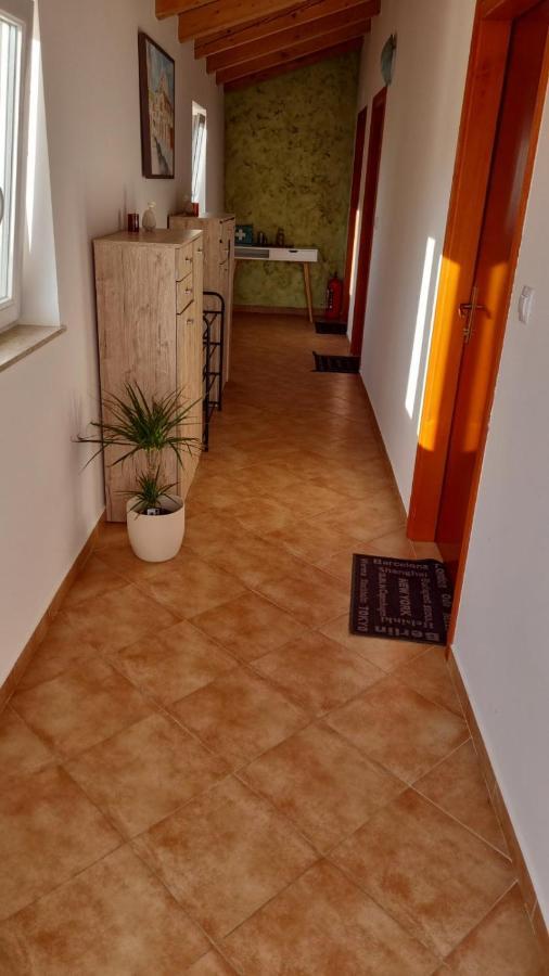 Sobe Anja Guest House Brtonigla Exterior photo